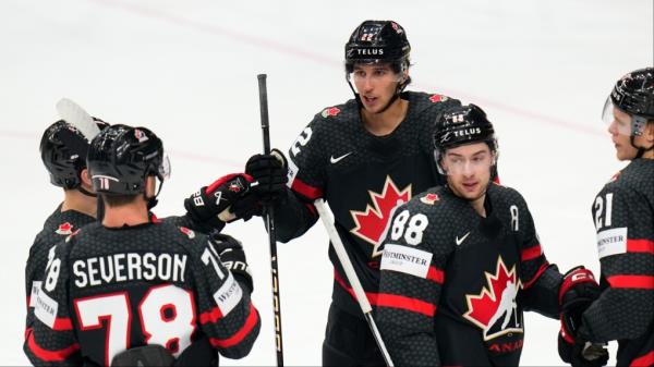 加拿大在冰球世界上轻松战胜挪威，以回应奥地利的恐慌